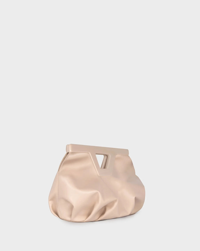 GEORGIA IN NUDE LEATHER