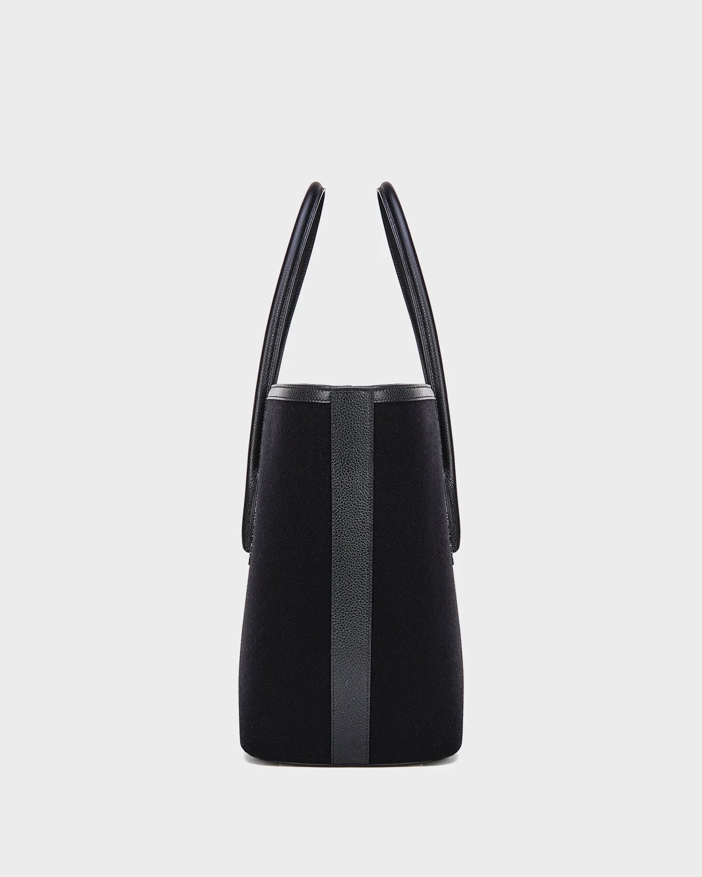 Porter In Black Wool side view